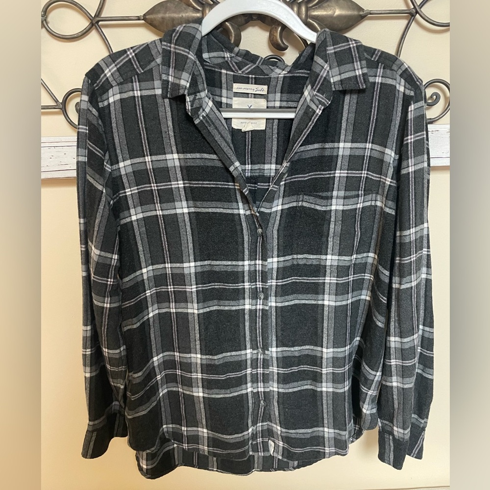 American Eagle Gray Large Boyfriend Fit Flannel, Size Large